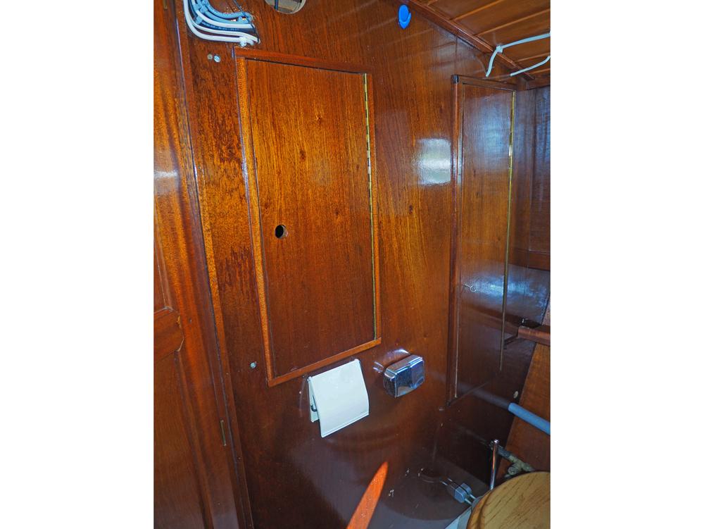 Fore ship, Accommodation